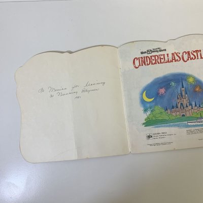 画像1: Vintage　Disney　ヴィンテージ　洋書　ウォルトディズニー　1979年　CINDERELLAS CASTLE　シンデレラ