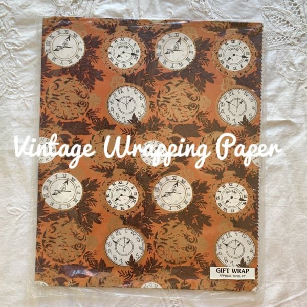 画像1: USA Vintage  アメリカのヴィンテージラッピングペーパー　未開封未使用　　ブラウン系　時計l柄　２枚セット (1)