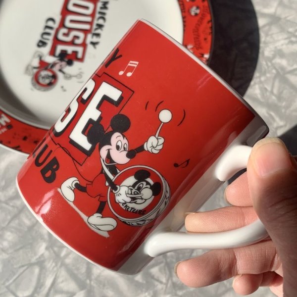 画像1: Disney　ディズニー100周年デザイン　ミッキーマウスクラブ　陶器製マグカップ (1)