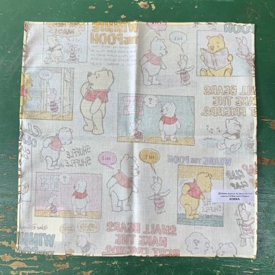 画像2: Disney　ディズニー　　くまのプーさん　POOH レトロコミック柄　ハンカチB